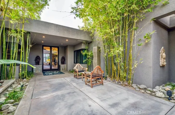 901 N Prescott Drive, Palm Springs, California 92262