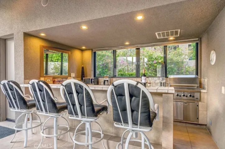 901 N Prescott Drive, Palm Springs, California 92262