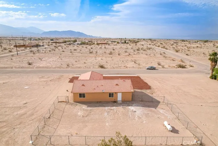 2170 Quemado Avenue, Thermal, California 92274