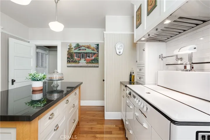 1225 Pismo Street, San Luis Obispo, California 93401
