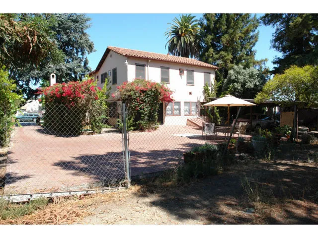 820 Civic Center Drive, Santa Clara, California 95050