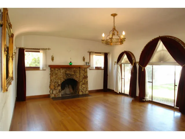 820 Civic Center Drive, Santa Clara, California 95050