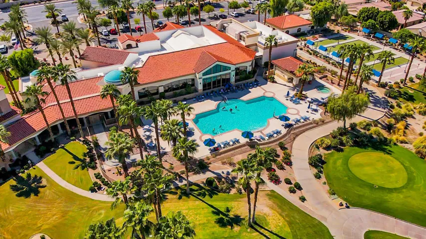 Country Club 2