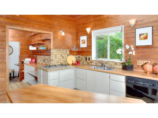 3949 Park Boulevard, Palo Alto, California 94306