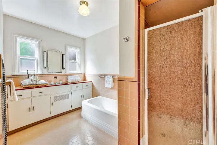 1722 N Flower Street, Santa Ana, California 92706