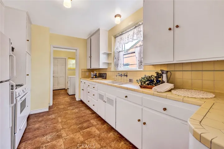 1722 N Flower Street, Santa Ana, California 92706