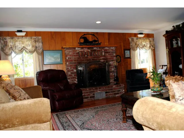 613 Lakeview Road, Watsonville, California 95076