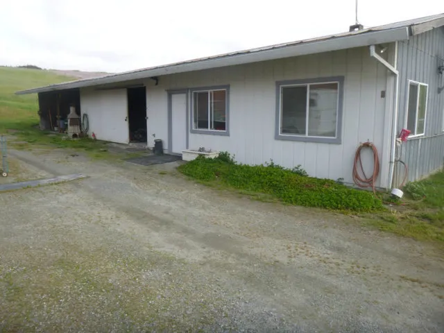 613 Lakeview Road, Watsonville, California 95076