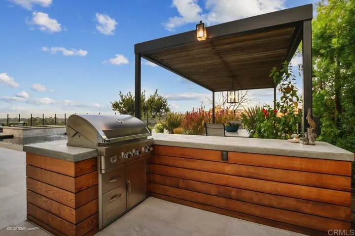 5828 Brittany Forrest Ln, San Diego, California 92130