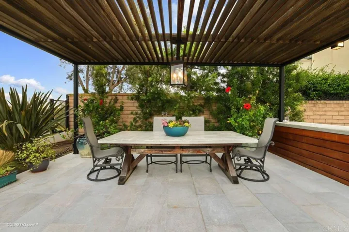 5828 Brittany Forrest Ln, San Diego, California 92130