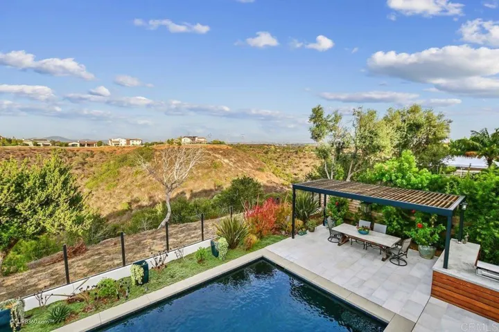 5828 Brittany Forrest Ln, San Diego, California 92130