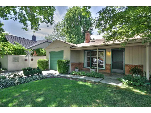 4118 Sutherland Drive, Palo Alto, California 94303