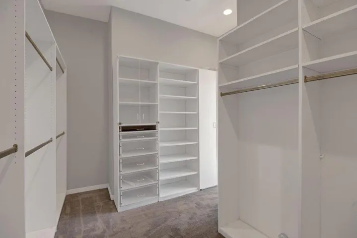 BougCloset