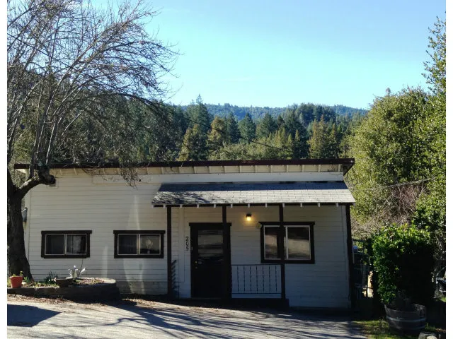 205 Apple Knoll Drive, Boulder Creek, California 95006