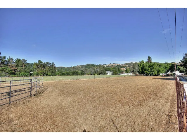 975 Llagas Road, Morgan Hill, California 95037