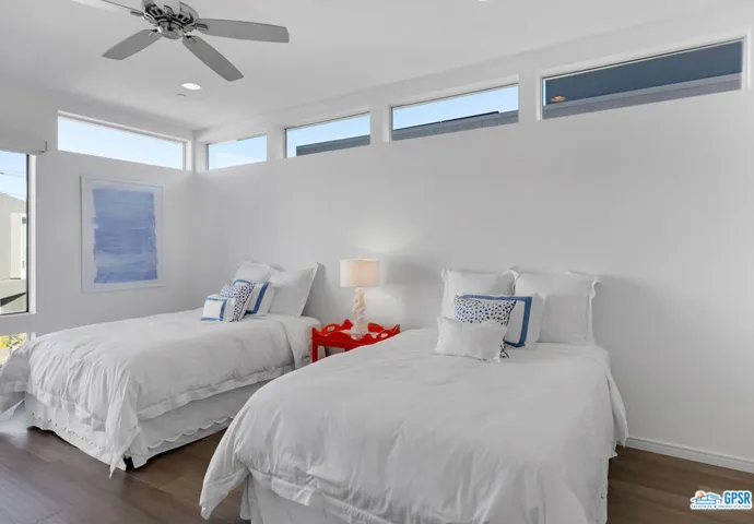 1245 Surrey Lane, Palm Springs, California 92264