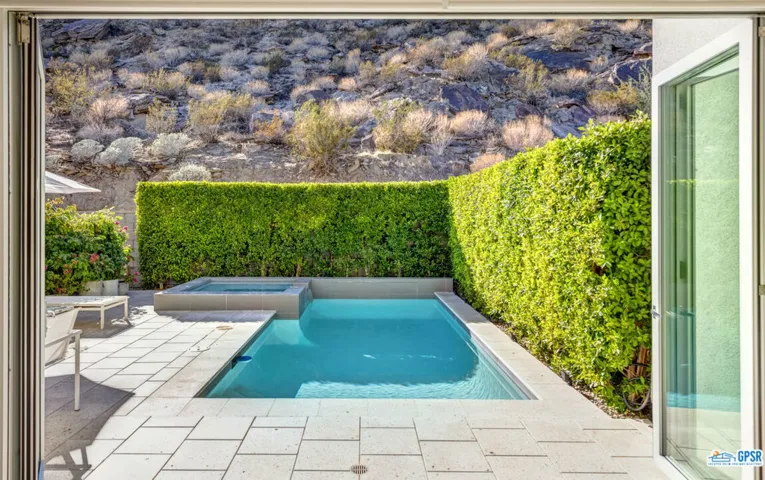 1245 Surrey Lane, Palm Springs, California 92264