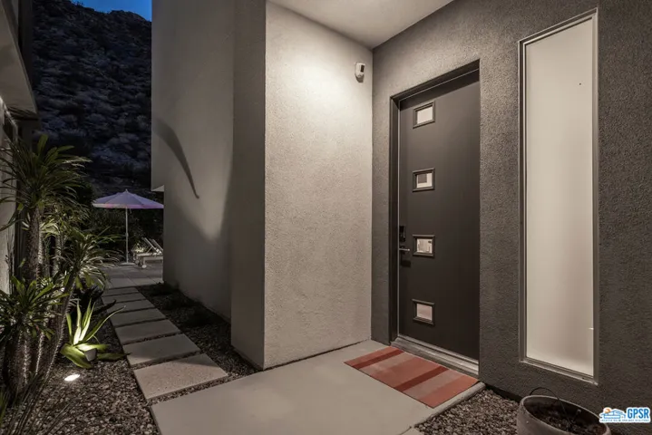 1245 Surrey Lane, Palm Springs, California 92264