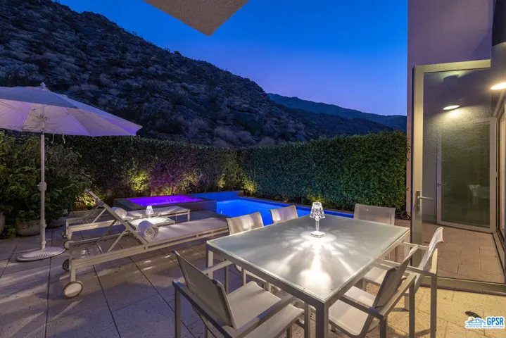 1245 Surrey Lane, Palm Springs, California 92264