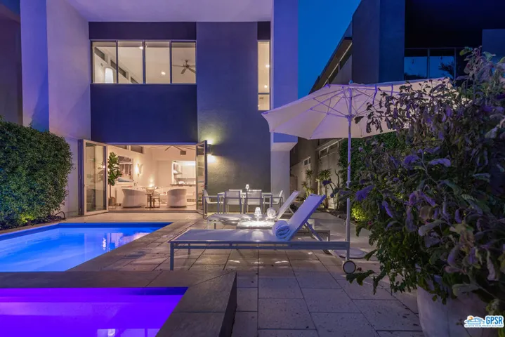 1245 Surrey Lane, Palm Springs, California 92264