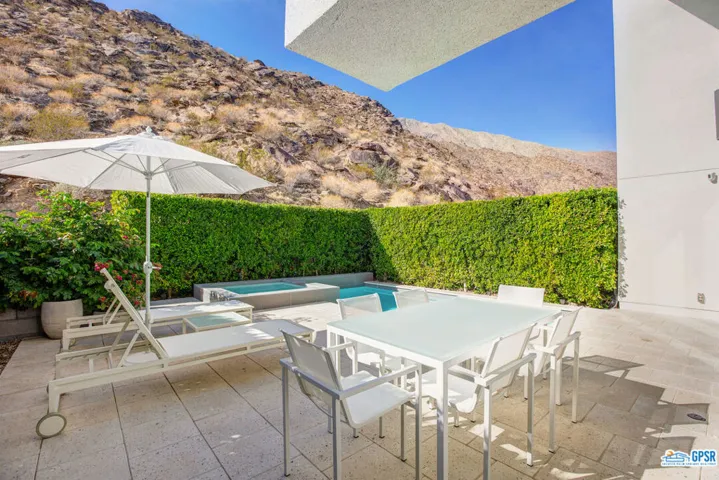 1245 Surrey Lane, Palm Springs, California 92264