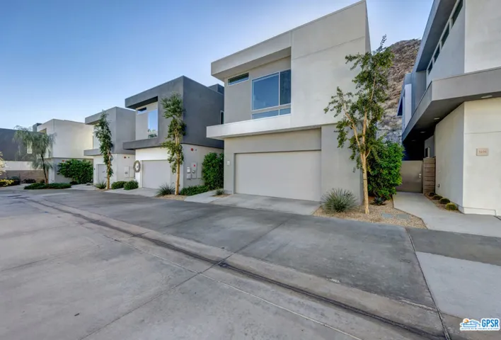 1245 Surrey Lane, Palm Springs, California 92264