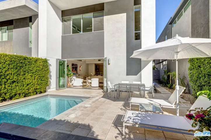 1245 Surrey Lane, Palm Springs, California 92264