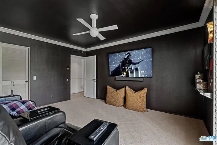 1099 E Sierra Way, Palm Springs, California 92264