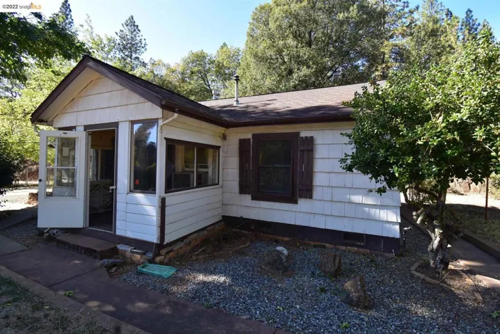 17577 Ridge Rd, Pine Grove, California 95665