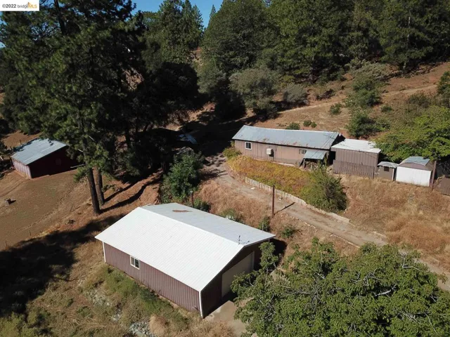 17577 Ridge Rd, Pine Grove, California 95665
