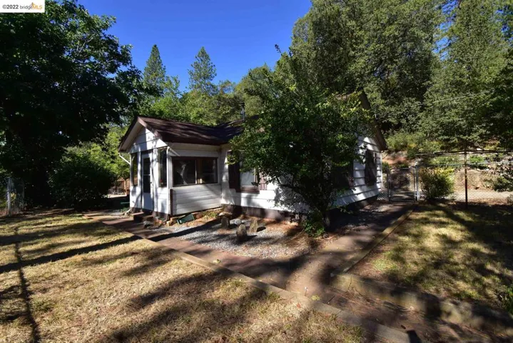 17577 Ridge Rd, Pine Grove, California 95665