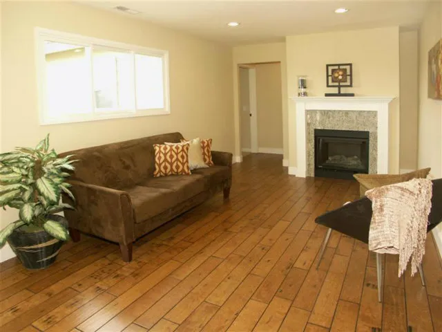 1142 Crest Avenue, Pacific Grove, California 93950