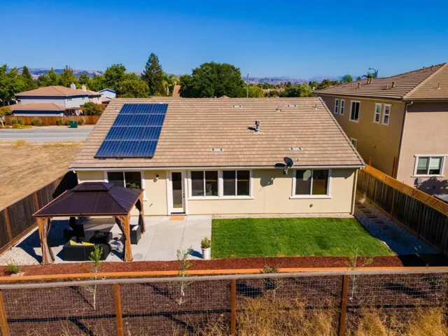 9283 Rancho Hills Drive, Gilroy, California 95020