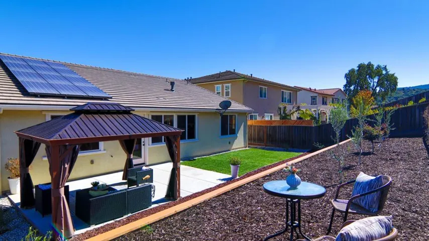 9283 Rancho Hills Drive, Gilroy, California 95020