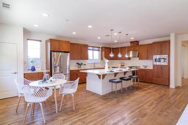 9283 Rancho Hills Drive, Gilroy, California 95020