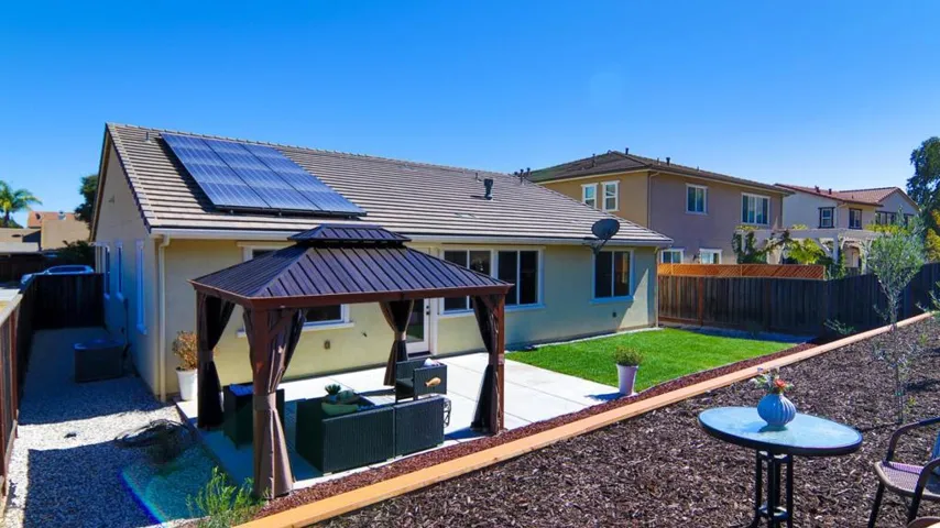 9283 Rancho Hills Drive, Gilroy, California 95020