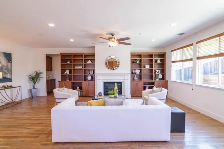 9283 Rancho Hills Drive, Gilroy, California 95020