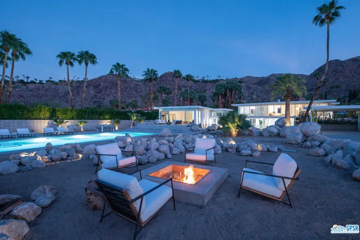 2240 E Smokewood Avenue, Palm Springs, California 92264