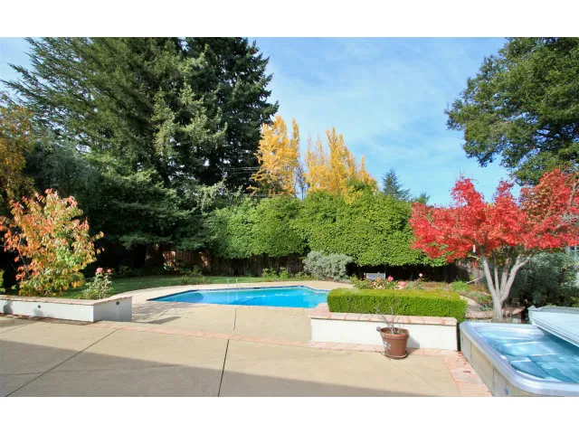 14823 Vickery Avenue, Saratoga, California 95070