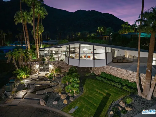 1350 Ladera Circle, Palm Springs, California 92262