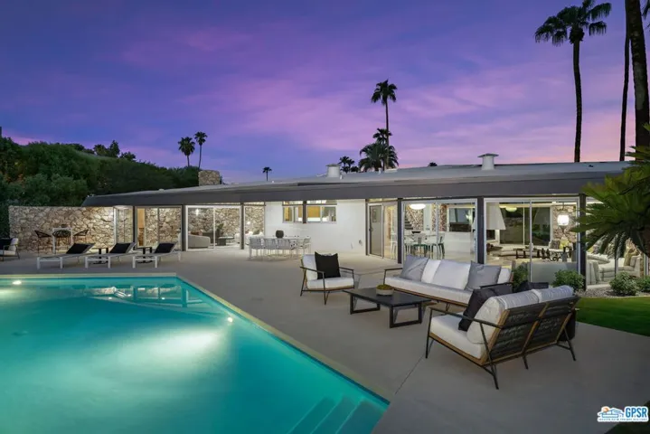 1350 Ladera Circle, Palm Springs, California 92262