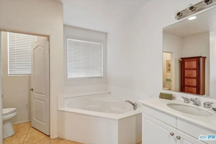 2602 Desert Breeze Way, Palm Springs, California 92262