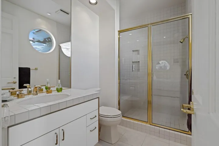 Casitas Bathroom