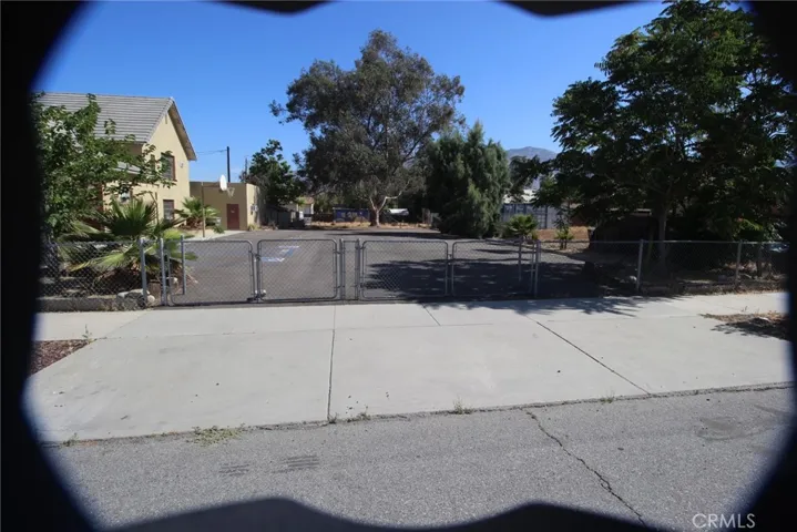 295 1/2 W Main, San Jacinto, California 92583