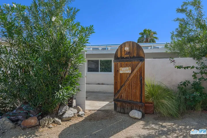 68371 Skyway Drive, Cathedral City, California 92234