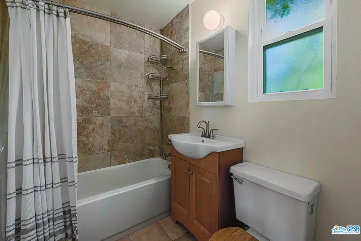 68371 Skyway Drive, Cathedral City, California 92234