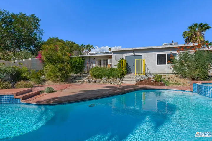 68371 Skyway Drive, Cathedral City, California 92234
