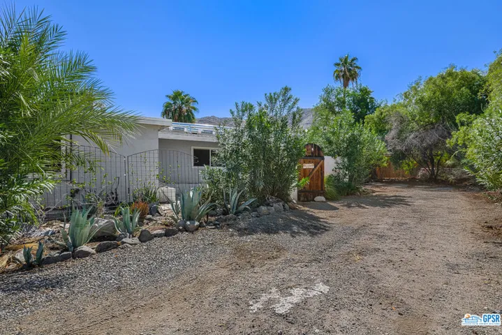 68371 Skyway Drive, Cathedral City, California 92234