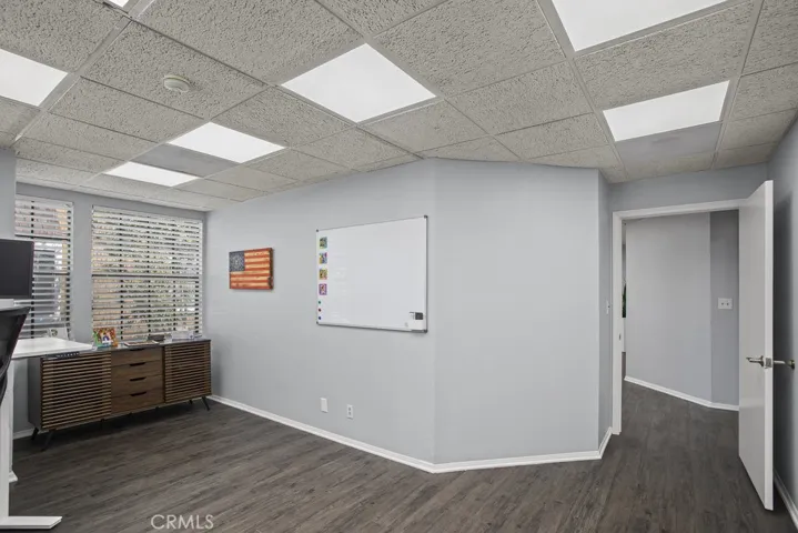 Office #1 (Huge)