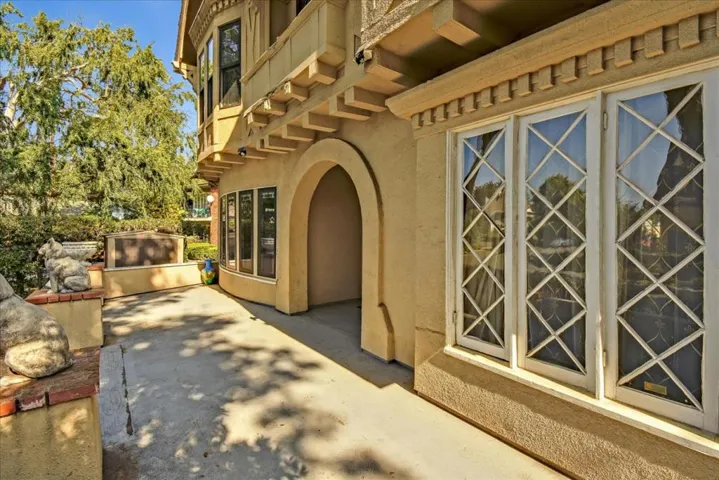 2064 Alameda Way, San Jose, California 95126